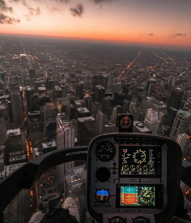 We have best luxury helicopter services for you. - 快直播